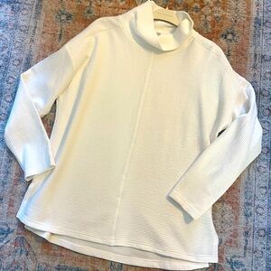 White Ribbed Turtleneck tunic pullover
